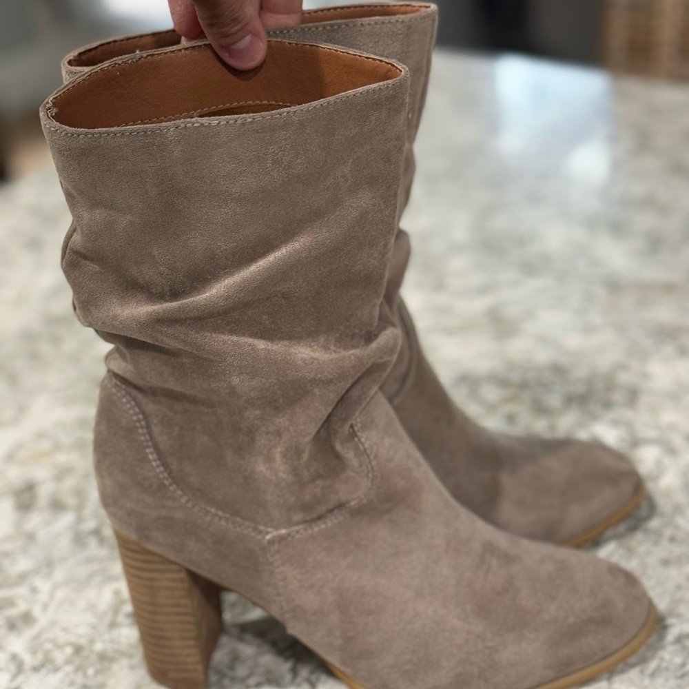 Suede Tan Women's Boots